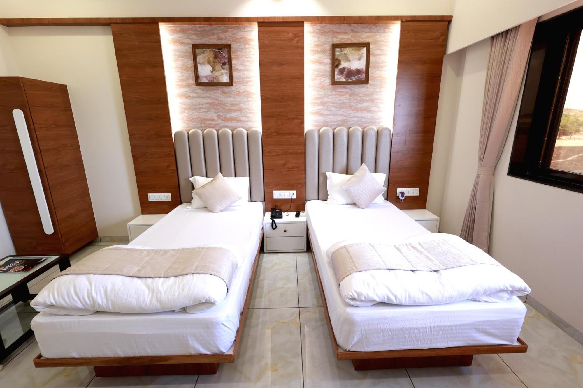 Hotel Grand Haveli Achad Экстерьер фото
